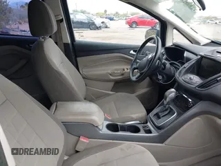 2013 Ford C-Max SE z VIN 1FADP5AU8DL509369, wystawiony jako IAAI lot #42131921 z przebiegiem 191 980 mil mil oraz . Historia ofert i sprzedaży dostępna na DreamBid. Obrazek 5.
