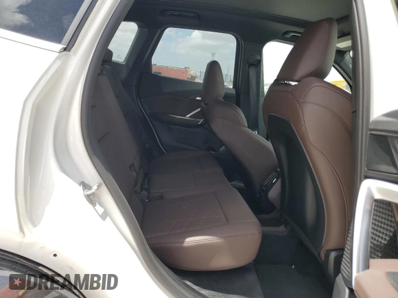 2025 BMW X1 xDrive28i z VIN WBX73EF01S5241553, wystawiony jako Copart lot #54432265 z przebiegiem 489 mil mil oraz Szkody całkowita. Historia ofert i sprzedaży dostępna na DreamBid. Obrazek 11.