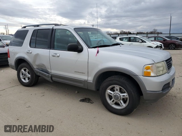 2002 Ford Explorer XLT z VIN 1FMDU63WX2UB87151, wystawiony jako Copart lot #84972404 z przebiegiem 210 571 mil mil oraz Szkoda całkowita • Salvage title. Historia ofert i sprzedaży dostępna na DreamBid. Obrazek 4.
