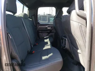 2022 Ram 1500 Big Horn z VIN 1C6RRFBG1NN263786, wystawiony jako Copart lot #52994155 z przebiegiem 29 456 mil mil oraz Szkoda całkowita • Salvage title. Historia ofert i sprzedaży dostępna na DreamBid. Obrazek 10.