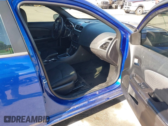2013 Dodge Avenger SE with VIN 1C3CDZAB6DN653869, listed as a IAAI auction lot 41984957 with 163,626 mi miles. Bid and sale history available at carsss.com. Image 5.
