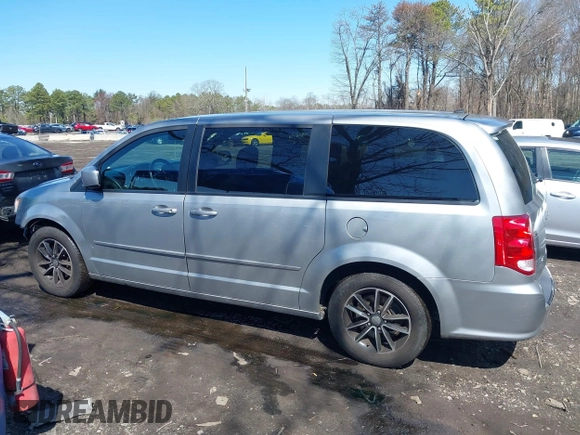 2017 Dodge Grand Caravan SE with VIN 2C4RDGBG9HR732854, listed as a IAAI auction lot 41980430 with 124,726 mi miles and . Bid and sale history available at DreamBid. Image 14.