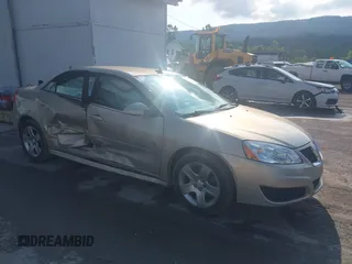 2009 Pontiac G6 1SB with VIN 1G2ZJ57B894242957, listed as a IAAI auction lot 42456217 with 63,698 mi miles and . Bid and sale history available at DreamBid. Image 1.