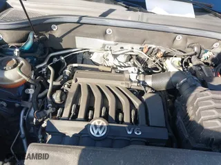2021 Volkswagen Atlas 3.6L V6 SE w/Technology with VIN 1V2HR2CA1MC559181, listed as a IAAI auction lot 41606635 with 42,890 mi miles. Bid and sale history available at carsss.com. Image 10.