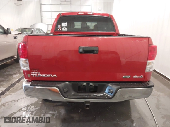2011 Toyota Tundra 4WD Truck with VIN 5TFDW5F12BX178046, listed as a IAAI auction lot 41619191 with 186,866 mi miles. Bid and sale history available at carsss.com. Image 17.
