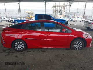 2021 Toyota Prius LE with VIN JTDKAMFP6M3189145, listed as a IAAI auction lot 42021116 with 80,722 mi miles and . Bid and sale history available at DreamBid. Image 13.