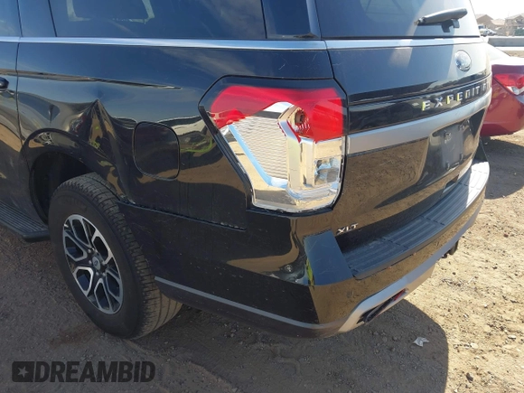 2024 Ford Expedition Max XLT with VIN 1FMJK1J8XREA43510, listed as a IAAI auction lot 41651655 with 28,356 mi miles and . Bid and sale history available at DreamBid. Image 6.