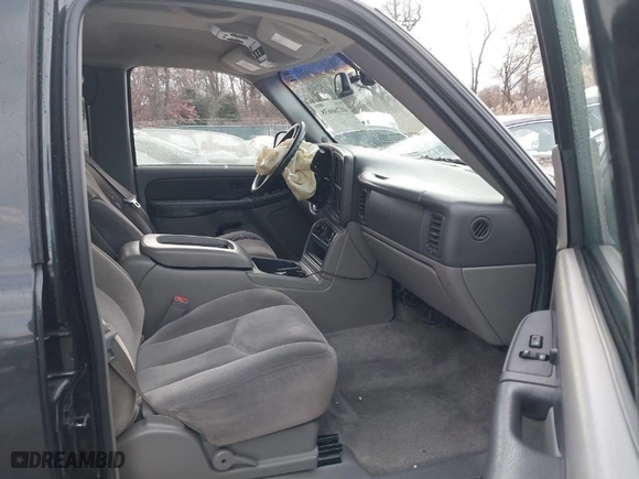 2003 GMC Yukon SLT with VIN 1GKEC13Z63R166721, listed as a IAAI auction lot 41266638 with 246,888 mi miles. Bid and sale history available at carsss.com. Image 5.