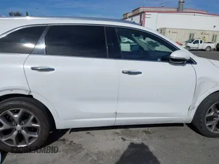 2016 Kia Sorento SX with VIN 5XYPK4A55GG083584, listed as a IAAI auction lot 41414740 with 58,035 mi miles. Bid and sale history available at carsss.com. Image 14.