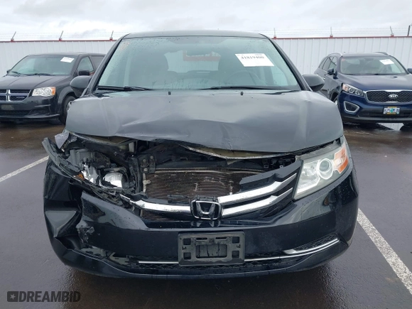 2016 Honda Odyssey SE with VIN 5FNRL5H31GB139608, listed as a IAAI auction lot 41819400 with 109,195 mi miles. Bid and sale history available at carsss.com. Image 12.