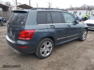 2015 Mercedes-Benz GLK-Class GLK 350 with VIN WDCGG8JB7FG441353, listed as a IAAI auction lot 41598516 with 88,390 mi miles. Bid and sale history available at carsss.com. Image 4.