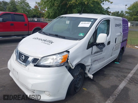 2020 Nissan NV200 SV с VIN 3N6CM0KN9LK701981, выставлен на аукционе IAAI как лот 40386960 с пробегом 64 373 миль миль и . История ставок и продаж доступна на DreamBid. Изображение 2.