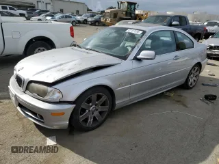 2003 BMW 3 Series 325Ci with VIN WBABN33453PG60668, listed as a Copart auction lot 42127385 with 155,189 mi miles and Salvage Title. Bid and sale history available at carsss.com. Image 1.