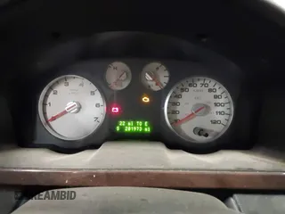 2007 Ford Five Hundred Limited z VIN 1FAHP251X7G151401, wystawiony jako IAAI lot #42142993 z przebiegiem 201 973 mil mil oraz . Historia ofert i sprzedaży dostępna na DreamBid. Obrazek 7.