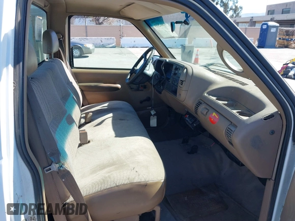1995 GMC Sierra 1500 with VIN 1GTFC24H2SZ559903, listed as a IAAI auction lot 41862533 with 62,006 mi miles and . Bid and sale history available at DreamBid. Image 5.