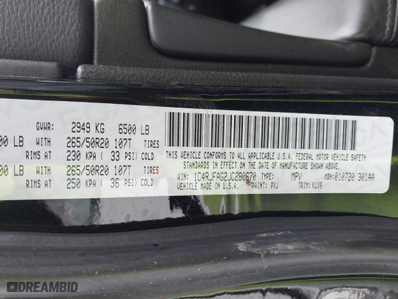 2018 Jeep Grand Cherokee Laredo E with VIN 1C4RJFAG2JC280670, listed as a IAAI auction lot 41686231 with 84,511 mi miles. Bid and sale history available at carsss.com. Image 9.