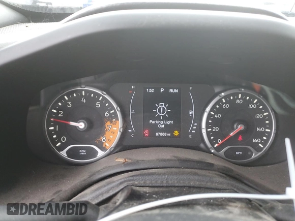 2018 Jeep Renegade Altitude z VIN ZACCJABB5JPH44283, wystawiony jako Copart lot #56946415 z przebiegiem 67 868 mil mil oraz Szkoda całkowita • Salvage title. Historia ofert i sprzedaży dostępna na DreamBid. Obrazek 9.