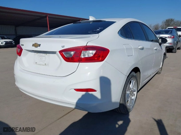 2017 Chevrolet Cruze LT with VIN 1G1BE5SM9H7229859, listed as a IAAI auction lot 41620008 with 123,741 mi miles. Bid and sale history available at carsss.com. Image 4.