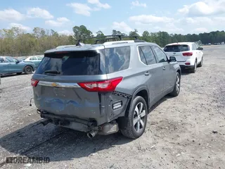 2018 Chevrolet Traverse LT Leather with VIN 1GNERHKW5JJ212911, listed as a IAAI auction lot 41923593 with 109,023 mi miles. Bid and sale history available at carsss.com. Image 4.