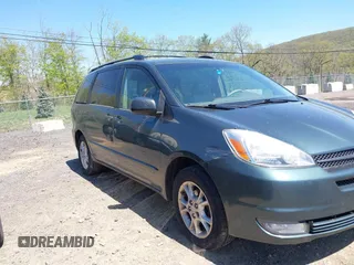 2005 Toyota Sienna XLE with VIN 5TDBA22C75S051329, listed as a IAAI auction lot 42147864 with 187,831 mi miles. Bid and sale history available at carsss.com. Image 12.