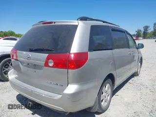 2008 Toyota Sienna CE with VIN 5TDZK23C18S121499, listed as a IAAI auction lot 42017416 with 204,078 mi miles. Bid and sale history available at carsss.com. Image 4.