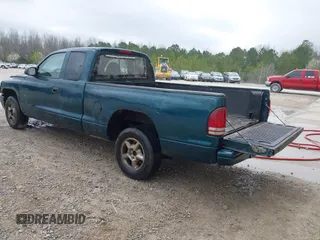 1997 Dodge Dakota with VIN 1B7GL23X8VS130176, listed as a IAAI auction lot 41808664 with 161,552 mi miles. Bid and sale history available at carsss.com. Image 3.