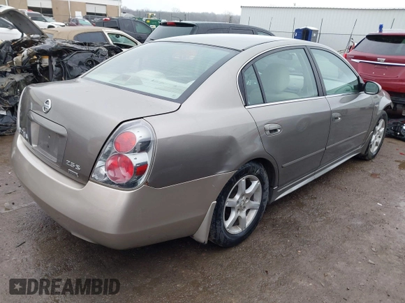 2006 Nissan Altima 2.5 with VIN 1N4AL11D46N459116, listed as a IAAI auction lot 41498539 with 202,375 mi miles. Bid and sale history available at carsss.com. Image 4.