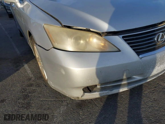 2007 Lexus ES with VIN JTHBJ46G572001093, listed as a IAAI auction lot 42214855 with 285,880 mi miles. Bid and sale history available at carsss.com. Image 6.