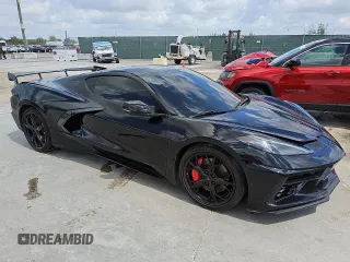 2022 Chevrolet Corvette 3LT z VIN 1G1YC2D41N5105717, wystawiony jako Copart lot #53651315 z przebiegiem Nie podano mil oraz Czysty tytuł • Clean title. Historia ofert i sprzedaży dostępna na DreamBid. Obrazek 4.