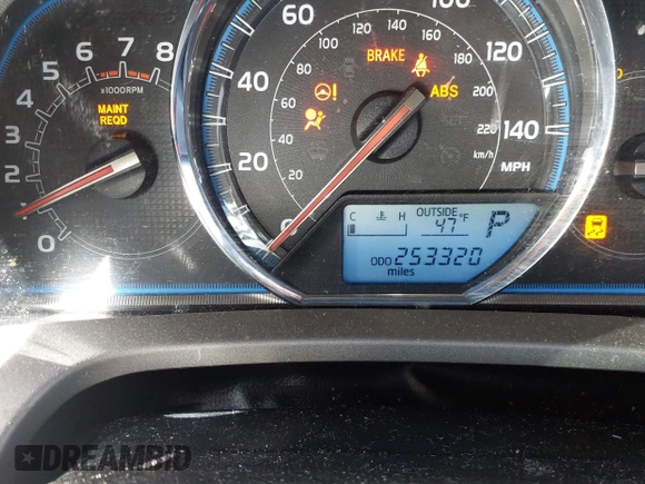 2014 Toyota RAV4 Limited with VIN 2T3DFREV4EW176285, listed as a IAAI auction lot 41819817 with 253,320 mi miles. Bid and sale history available at carsss.com. Image 15.