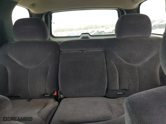 2002 GMC Yukon SLE with VIN 1GKEC13V52J192656, listed as a Copart auction lot 46674605 with 258,336 mi miles and Salvage Title. Bid and sale history available at carsss.com. Image 10.