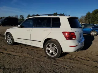 2013 Mercedes-Benz GLK-Class GLK 350 with VIN WDCGG8JB2DG065688, listed as a Copart auction lot 79900024 with 114,170 mi miles and Salvage Title. Bid and sale history available at carsss.com. Image 2.