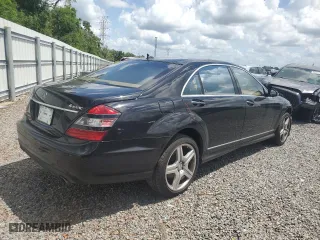 2009 Mercedes-Benz S-Class 5.5L V8 with VIN WDDNG86X39A267179, listed as a Copart auction lot 52216505 with 106,527 mi miles and Salvage Title. Bid and sale history available at carsss.com. Image 3.