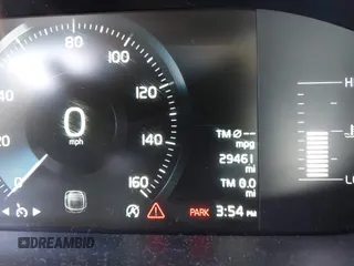 2019 Volvo S60 Momentum with VIN 7JRA22TK0KG013107, listed as a IAAI auction lot 41646660 with 29,461 mi miles. Bid and sale history available at carsss.com. Image 16.