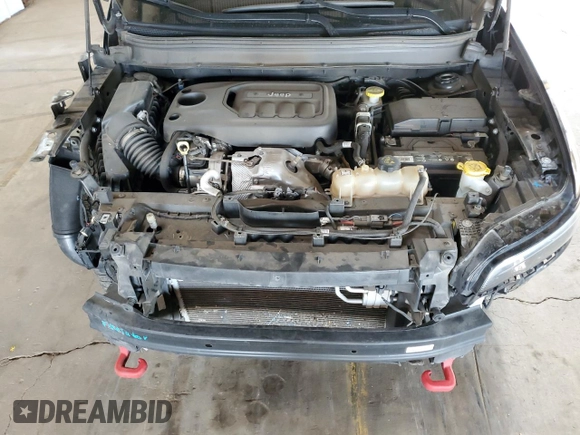 2019 Jeep Cherokee Trailhawk Elite с VIN 1C4PJMBN6KD177840, выставлен на аукционе Copart как лот 69418864 с пробегом 72 310 миль миль и Списание • Salvage title. История ставок и продаж доступна на DreamBid. Изображение 11.