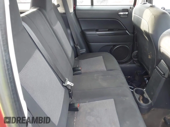 2015 Jeep Patriot Altitude Edition with VIN 1C4NJPBA8FD284559, listed as a IAAI auction lot 41495746 with 165,245 mi miles. Bid and sale history available at carsss.com. Image 8.