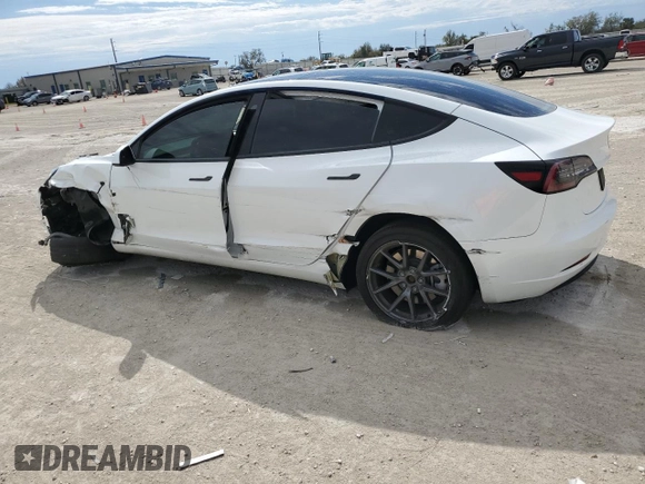 2023 Tesla Model 3 z VIN 5YJ3E1EA3PF501496, wystawiony jako Copart lot #46518735 z przebiegiem Nie podano mil oraz Nie do naprawy • Non repairable. Historia ofert i sprzedaży dostępna na DreamBid. Obrazek 2.