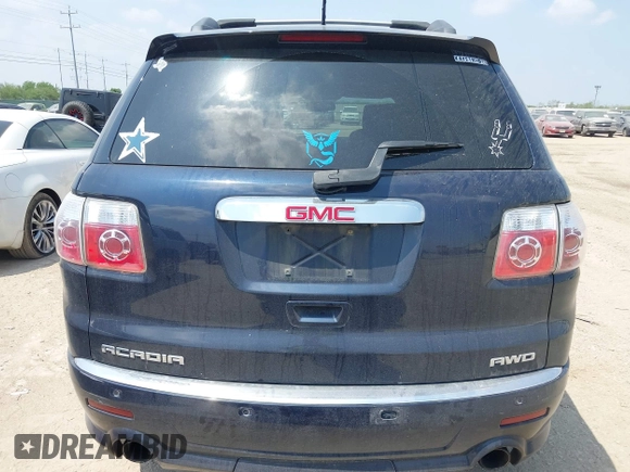 2012 GMC Acadia Denali z VIN 1GKKVTED5CJ274790, wystawiony jako IAAI lot #42331458 z przebiegiem 111 842 mil mil oraz . Historia ofert i sprzedaży dostępna na DreamBid. Obrazek 16.