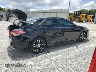 2018 Toyota Camry LE z VIN 4T1B11HK3JU079543, wystawiony jako Copart lot #64873505 z przebiegiem 225 352 mil mil oraz Czysty tytuł • Clean title. Historia ofert i sprzedaży dostępna na DreamBid. Obrazek 3.
