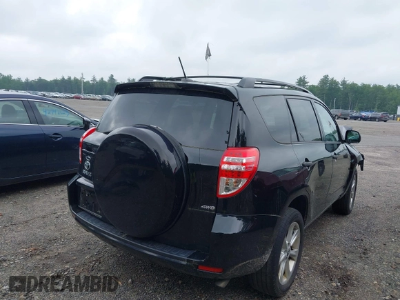 2012 Toyota RAV4 z VIN 2T3BF4DV4CW198537, wystawiony jako IAAI lot #42457596 z przebiegiem 136 904 mil mil oraz . Historia ofert i sprzedaży dostępna na DreamBid. Obrazek 4.