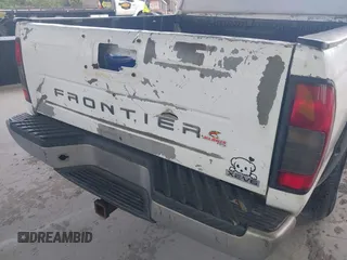 2001 Nissan Frontier SE z VIN 1N6ED27T61C300323, wystawiony jako IAAI lot #42401852 z przebiegiem 317 648 mil mil oraz . Historia ofert i sprzedaży dostępna na DreamBid. Obrazek 14.