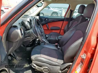 2011 MINI Countryman S with VIN WMWZC3C55BWH98129, listed as a Copart auction lot 57237285 with 137,508 mi miles and Clean title. Bid and sale history available at DreamBid. Image 7.