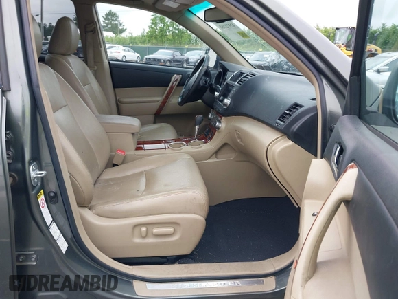 2012 Toyota Highlander Limited with VIN 5TDDK3EHXCS162909, listed as a IAAI auction lot 42372260 with 336,897 mi miles and . Bid and sale history available at DreamBid. Image 5.