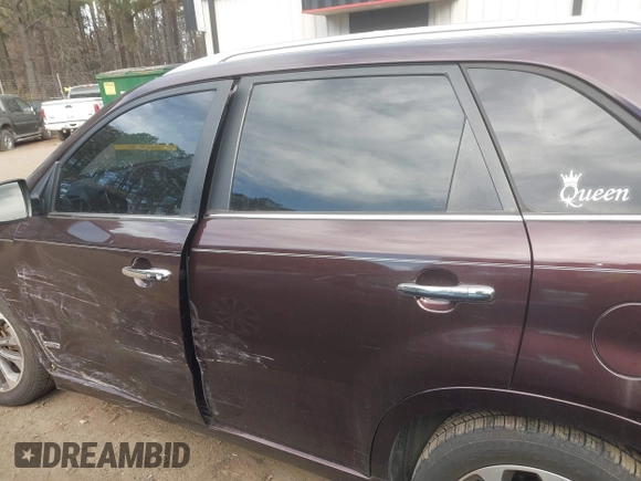 2014 Kia Sorento SX Limited with VIN 5XYKWDA72EG532135, listed as a IAAI auction lot 41452032 with 104,252 mi miles. Bid and sale history available at carsss.com. Image 14.