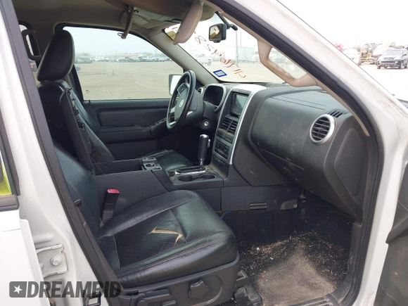 2009 Mercury Mountaineer with VIN 4M2EU37E69UJ01928, listed as a IAAI auction lot 41764285 with 161,561 mi miles. Bid and sale history available at carsss.com. Image 5.