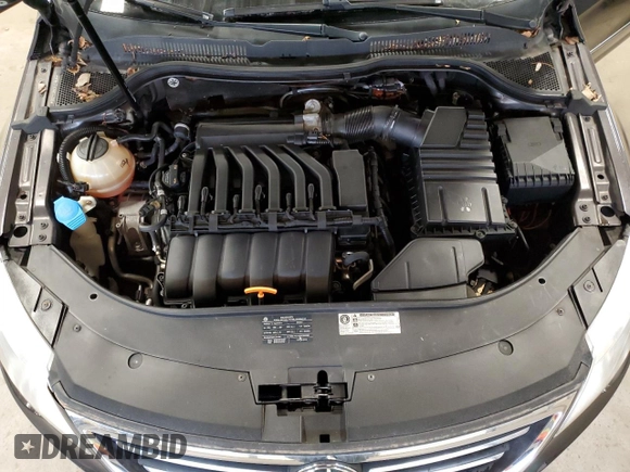 2009 Volkswagen CC Sport with VIN WVWEU73C99E544585, listed as a Copart auction lot 54197555 with 137,768 mi miles and Clean Title. Bid and sale history available at DreamBid. Image 11.