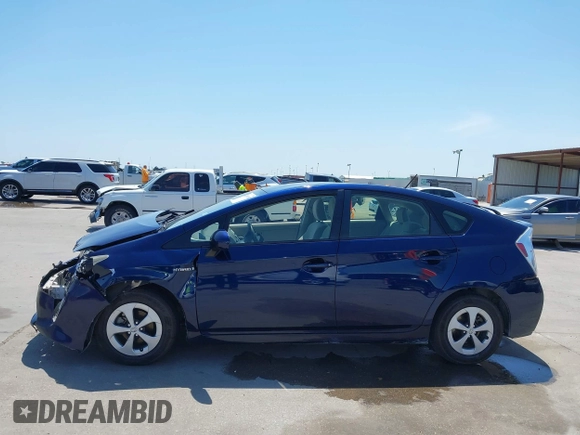 2012 Toyota Prius One with VIN JTDKN3DU2C1559380, listed as a IAAI auction lot 42041076 with 222,740 mi miles. Bid and sale history available at carsss.com. Image 14.