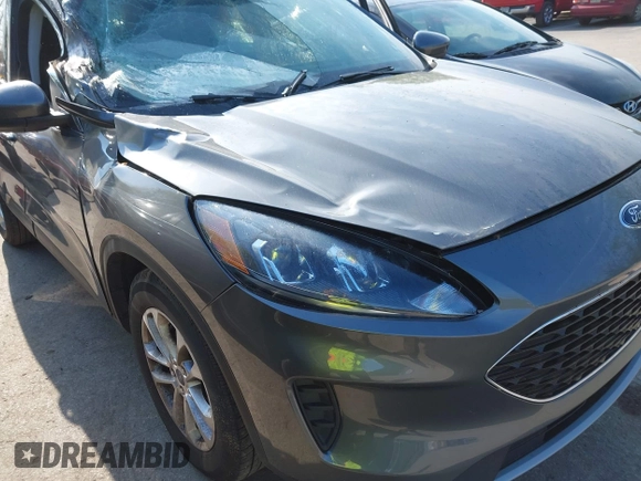 2021 Ford Escape SE z VIN 1FMCU9G66MUA11210, wystawiony jako IAAI lot #42205135 z przebiegiem 35 165 mil mil oraz . Historia ofert i sprzedaży dostępna na DreamBid. Obrazek 17.