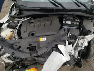 2019 Toyota C-HR XLE with VIN JTNKHMBX5K1038495, listed as a Copart auction lot 48572195 with 66,126 mi miles and Salvage Title. Bid and sale history available at DreamBid. Image 14.