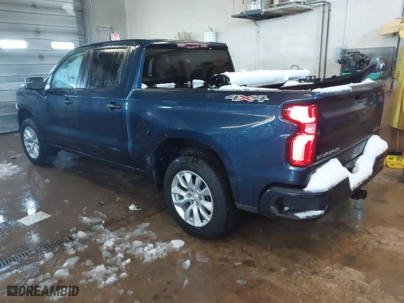 2021 Chevrolet Silverado 1500 Custom with VIN 3GCPYBEKXMG240607, listed as a IAAI auction lot 41838665 with 27,536 mi miles. Bid and sale history available at carsss.com. Image 3.